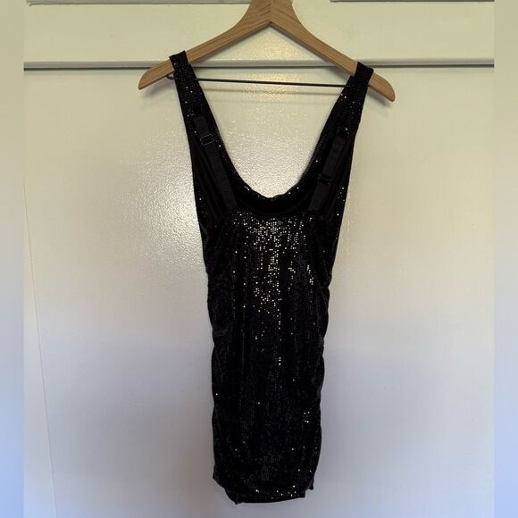 NWT Urban Outfitters Dua Cowl Neck Sequin Mini Dress XS - Picture 4 of 9